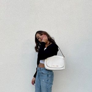 Meet your Posher, Gia